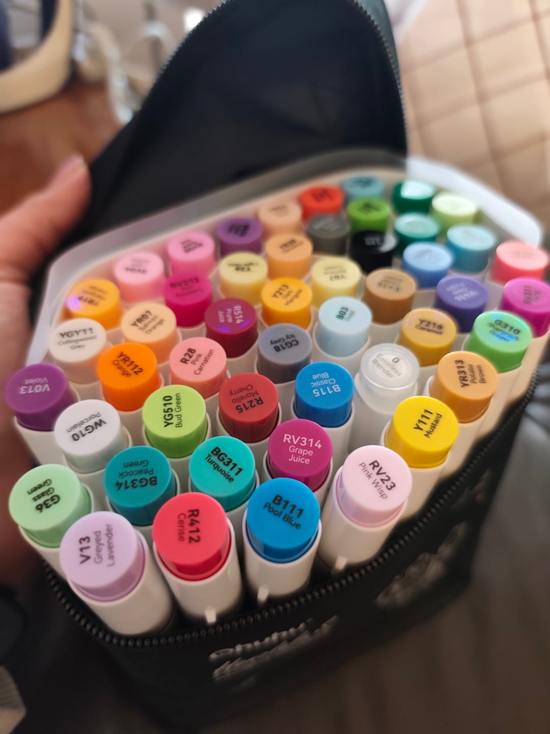 Customer photo review of Ohuhu Honolulu S 48 Colors Dual Soft Tips Alcohol Art Markers, Brush & Soft Chisel
