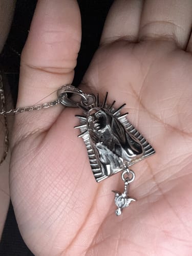 Customer photo review of ‍🎁 FREE UNRELEASED JEWELRY PIECE