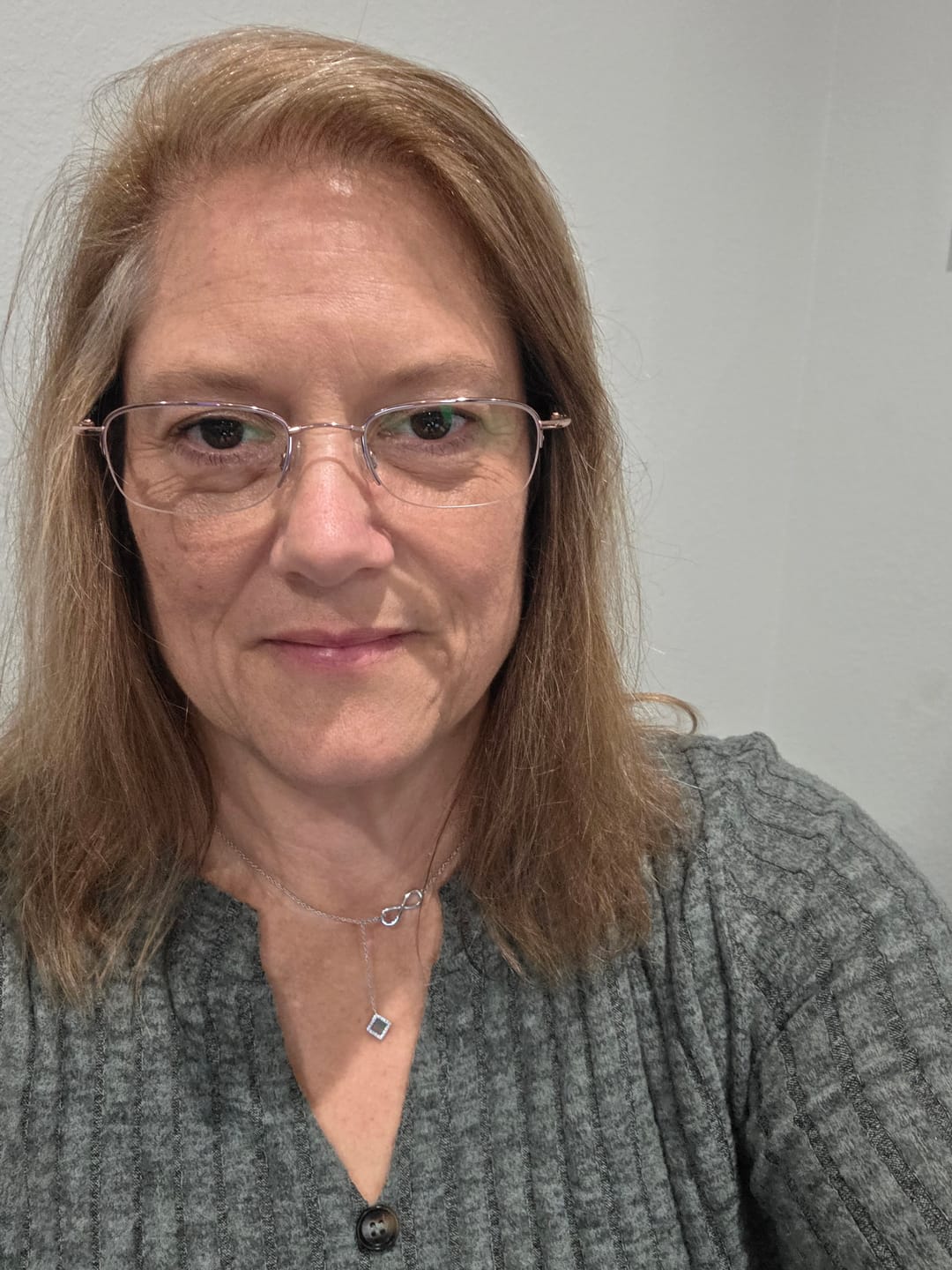 Customer photo review of Infinity Necklace