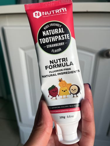 Customer photo review of Nutri11 Kids Natural Toothpaste Strawberry