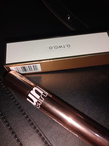 Customer photo review of O.TWO.O WATERPROOF VOLUME CURLING MASCARA