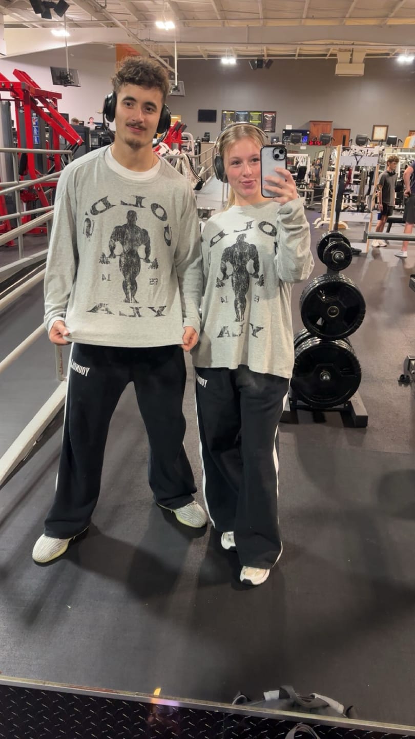 Customer photo review of 8047 - Gold's Gym Thermal Longsleeves