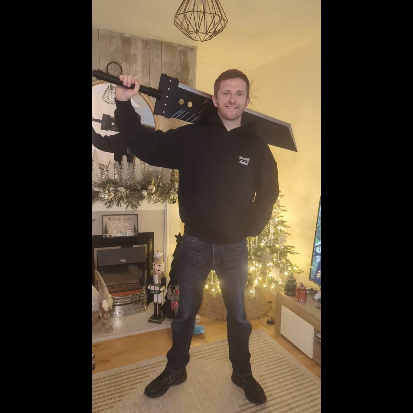 Customer photo review of Final Fantasy VII - Cloud's Strife Buster Sword