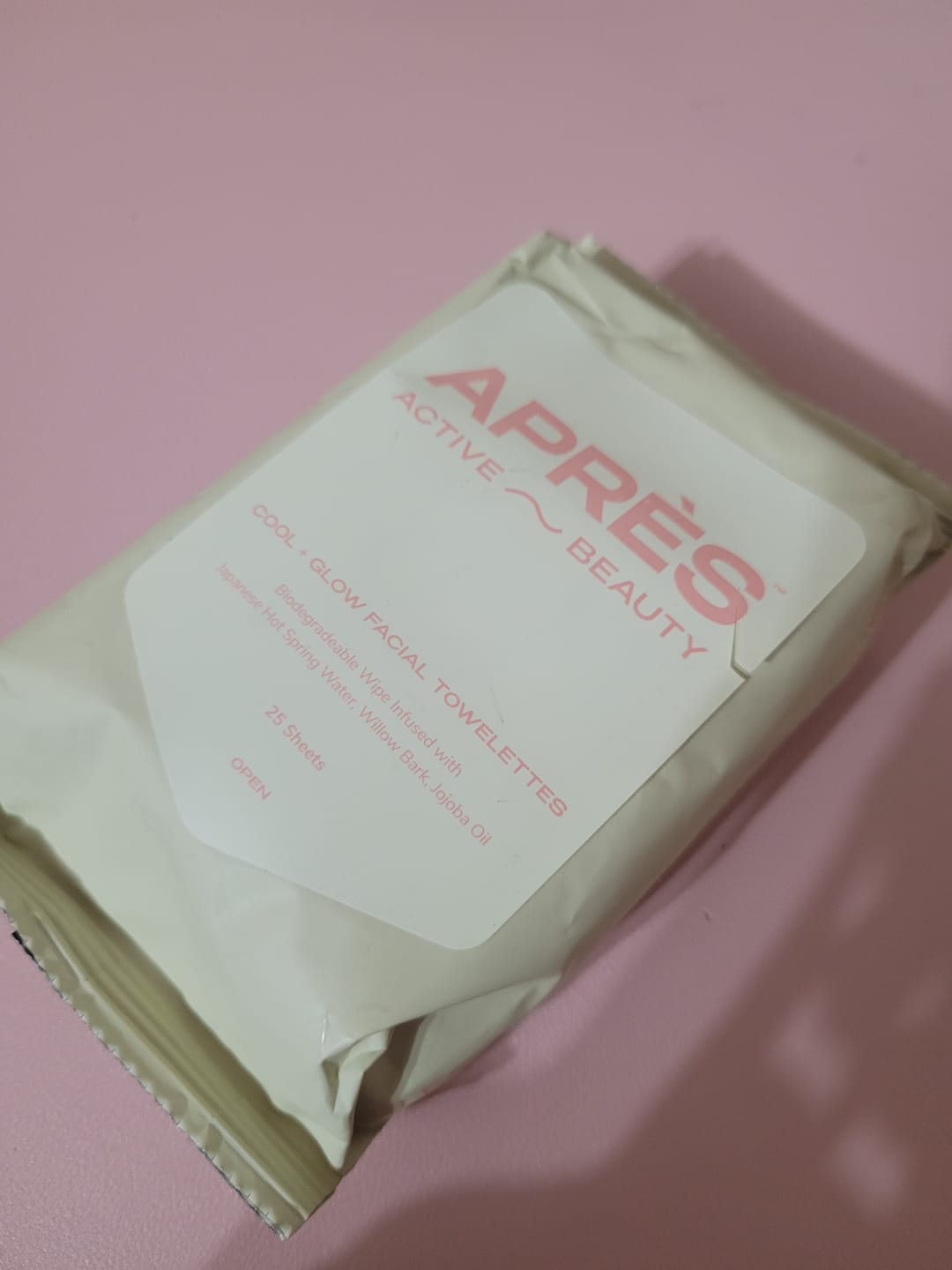 Customer photo review of Cool + Glow Facial Towelettes Trio Pack