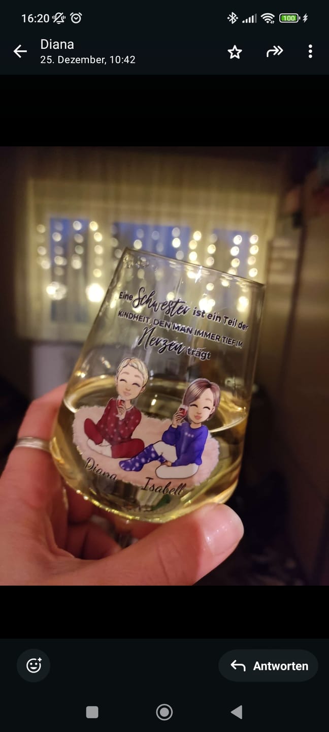 Customer photo review of Herzensmenschen - Personalisiertes Weinglas