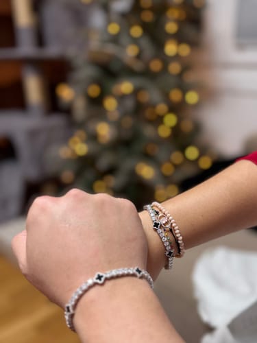 Customer photo review of MOISSANITE BLACK CLOVER TENNIS BRACELET.