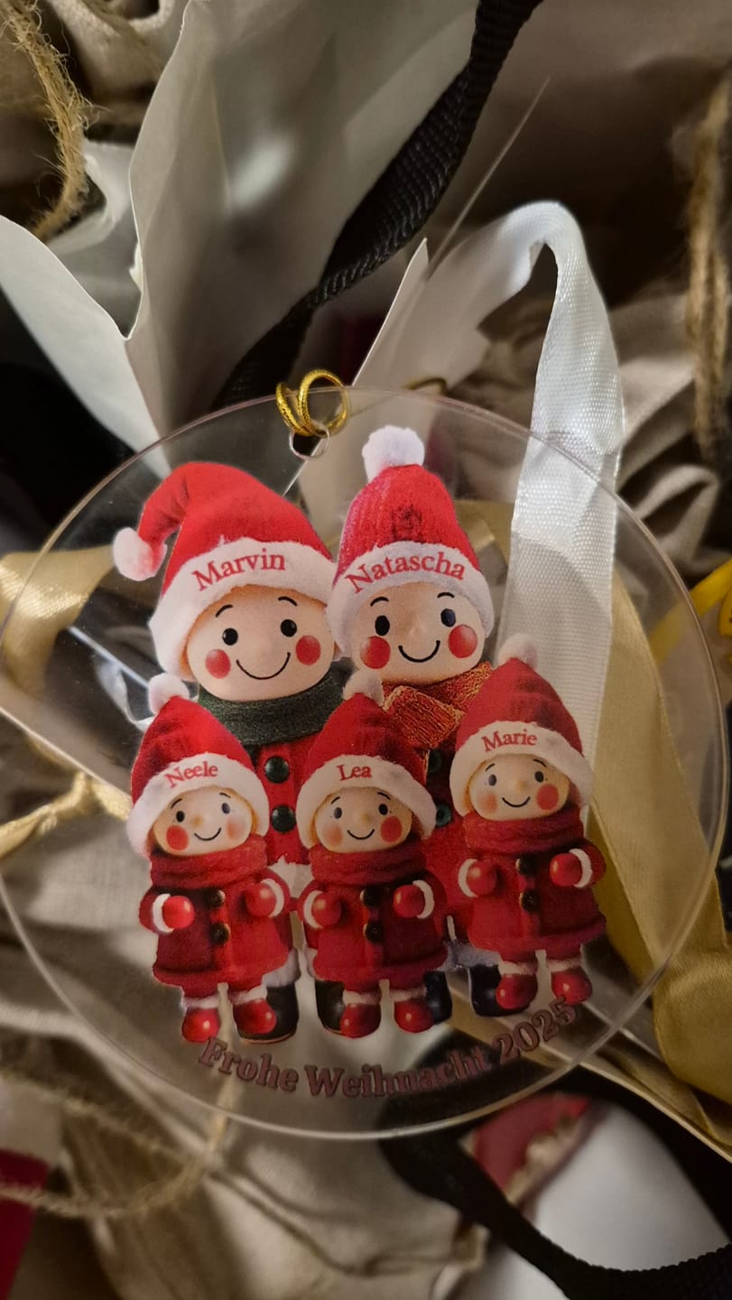 Customer photo review of Familienmitglieder mit 1-9 Personen - Personalisierter Baumschmuck