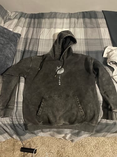 Customer photo review of OP ✦ Whitebeard Legacy Vintage Hoodie