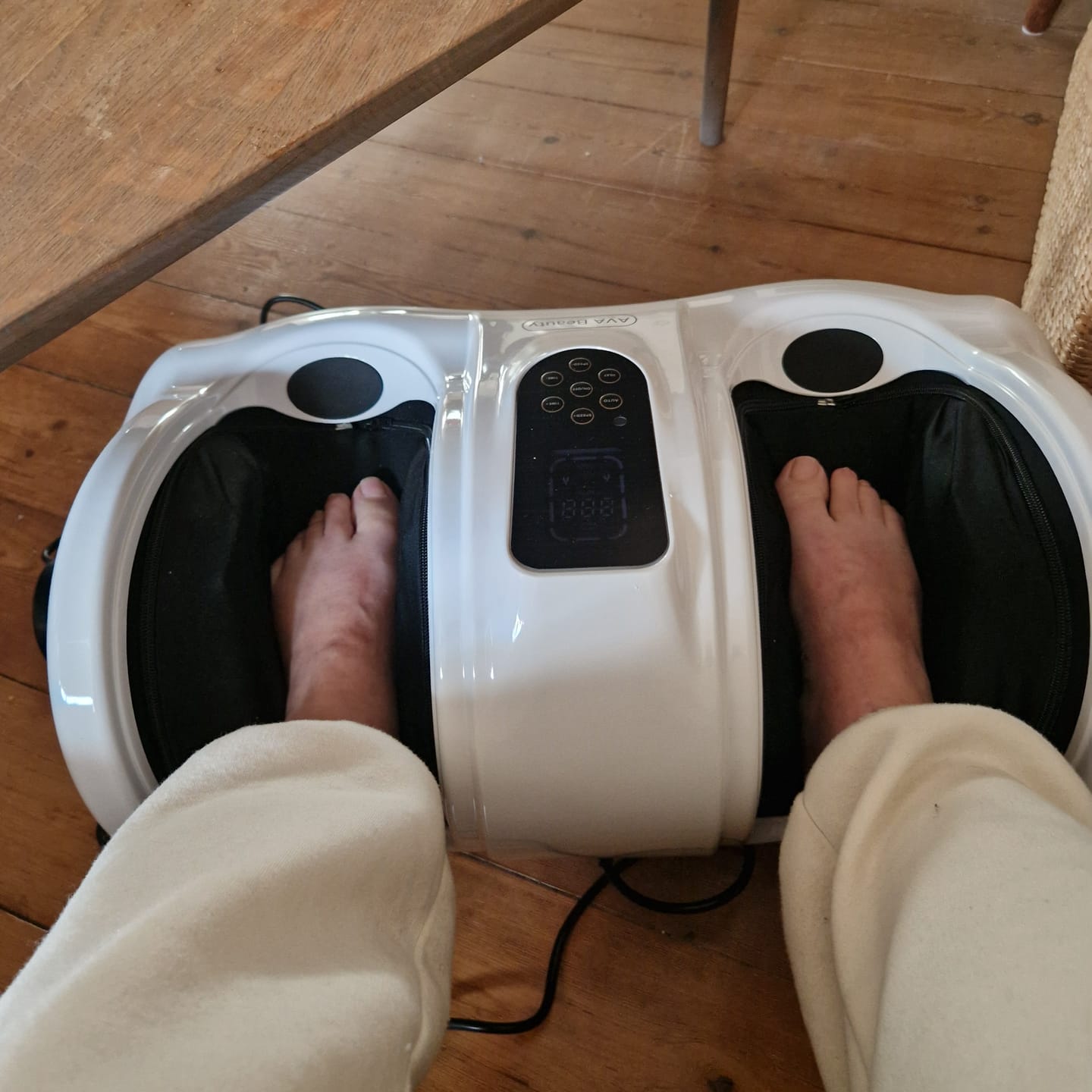 Customer photo review of Fod- og lægmassageapparat med fjernbetjening