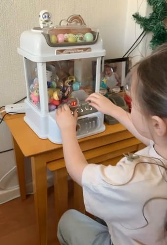 Customer photo review of Children's Mini Claw Machine - With Detachable Controller