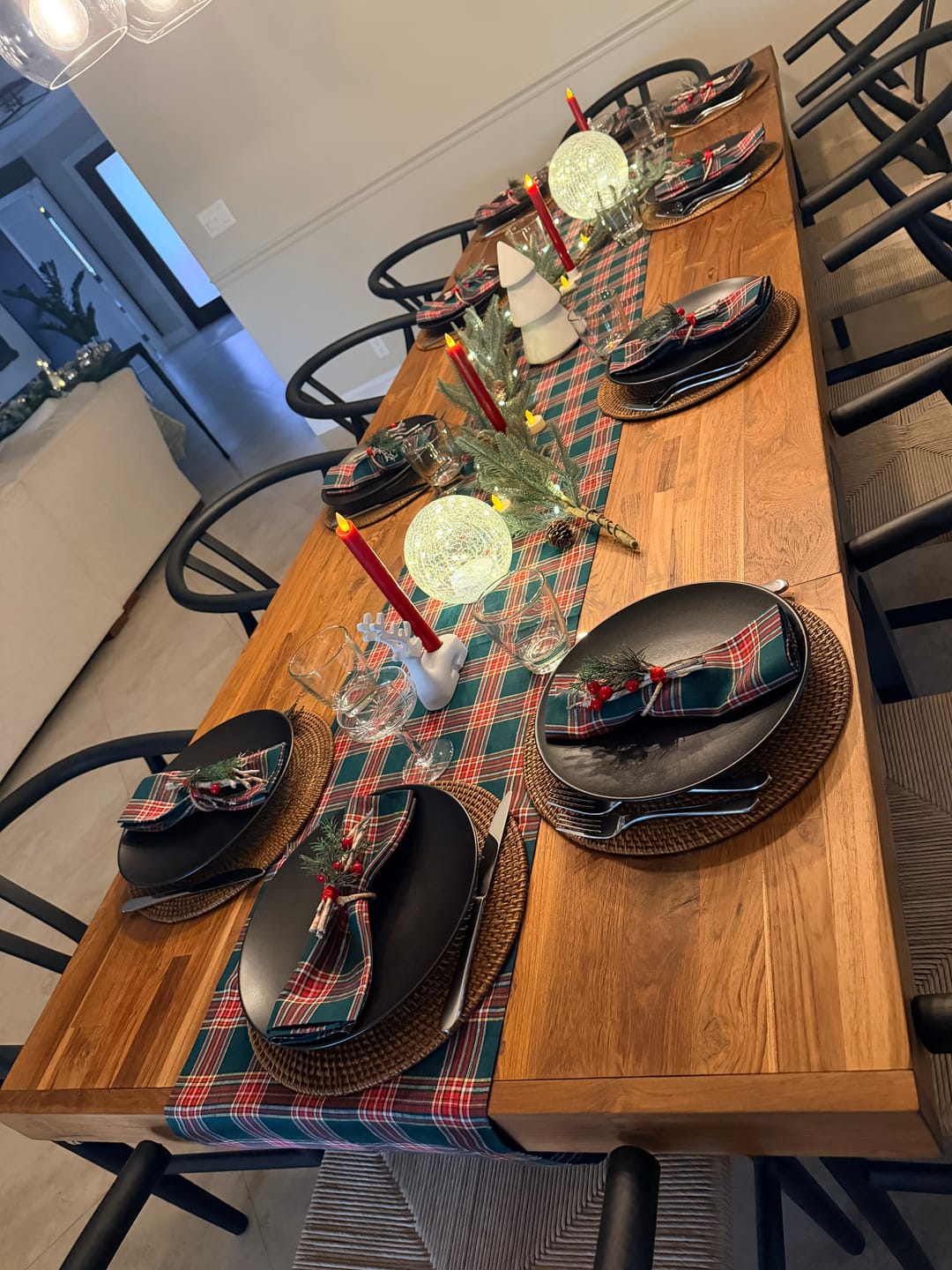 Customer photo review of Green Tartan Plaid Table Runner