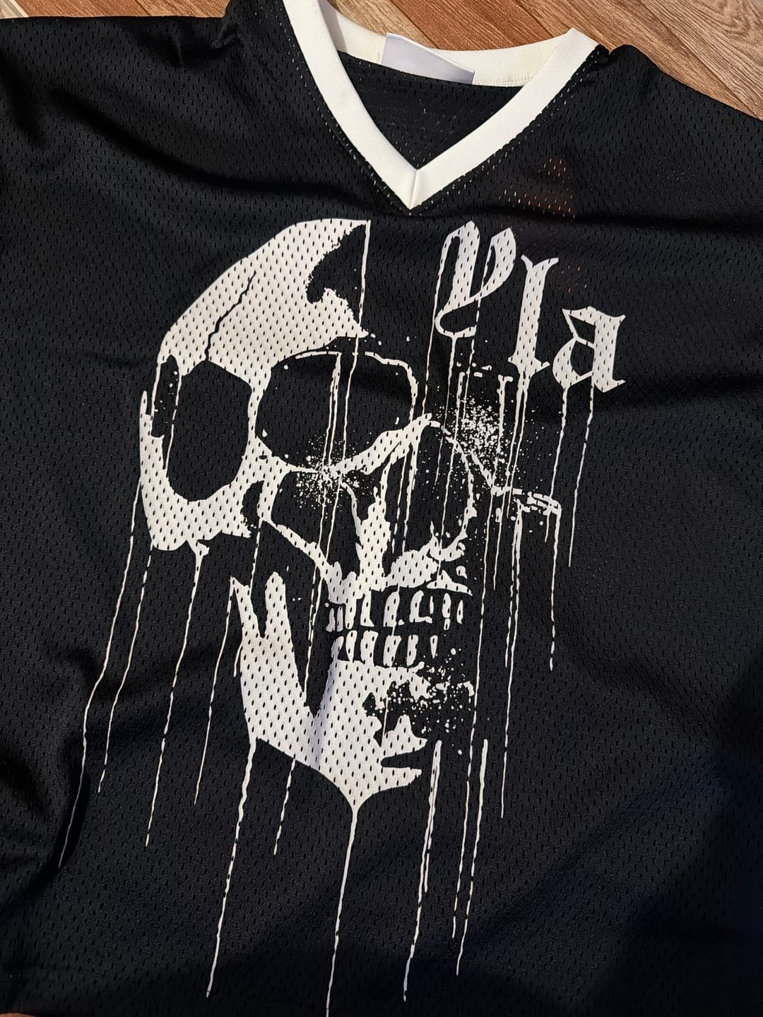 Customer photo review of 4015 - Drippy Skull Jersey