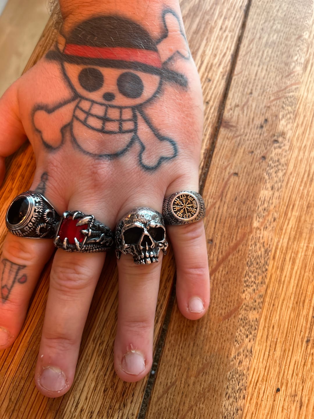 Customer photo review of VIKINGS. - GOLD