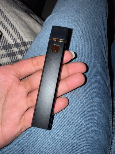 Customer photo review of 3pc Flavor Pack of 1 Gram HHC Vape Pen