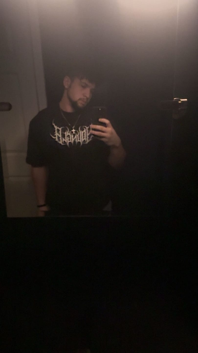 Customer photo review of 4149 - Gothic Tees
