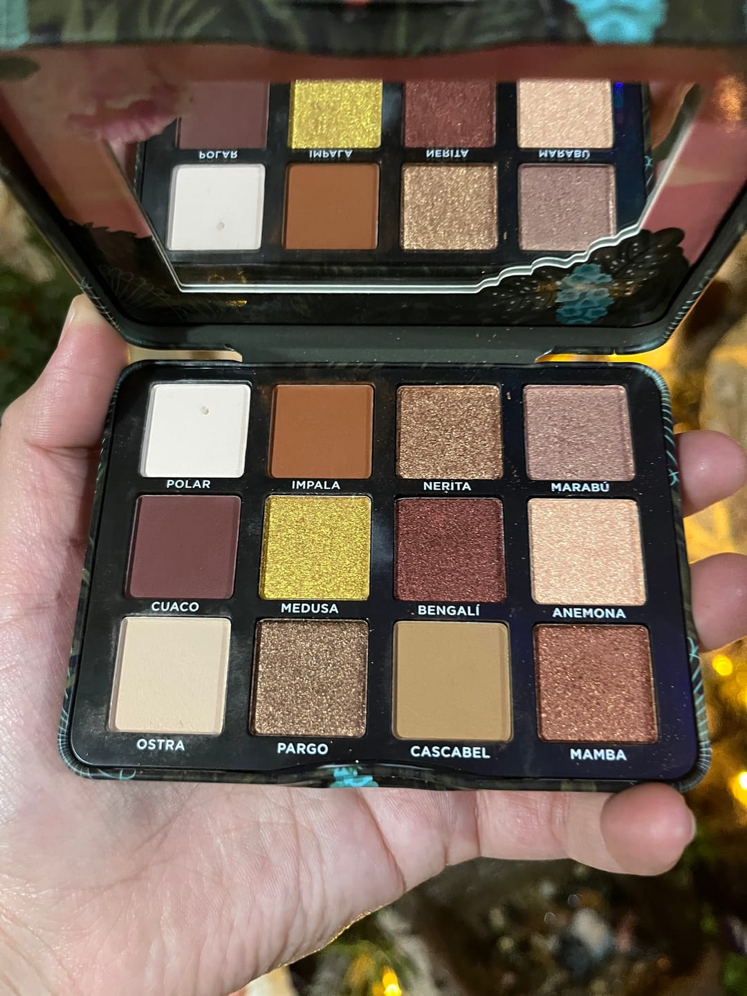 Customer photo review of Set de Sombras Fauna con 12 tonos