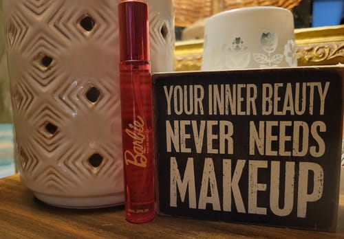 Customer photo review of Barbie™ Eau de Parfum Travel Spray