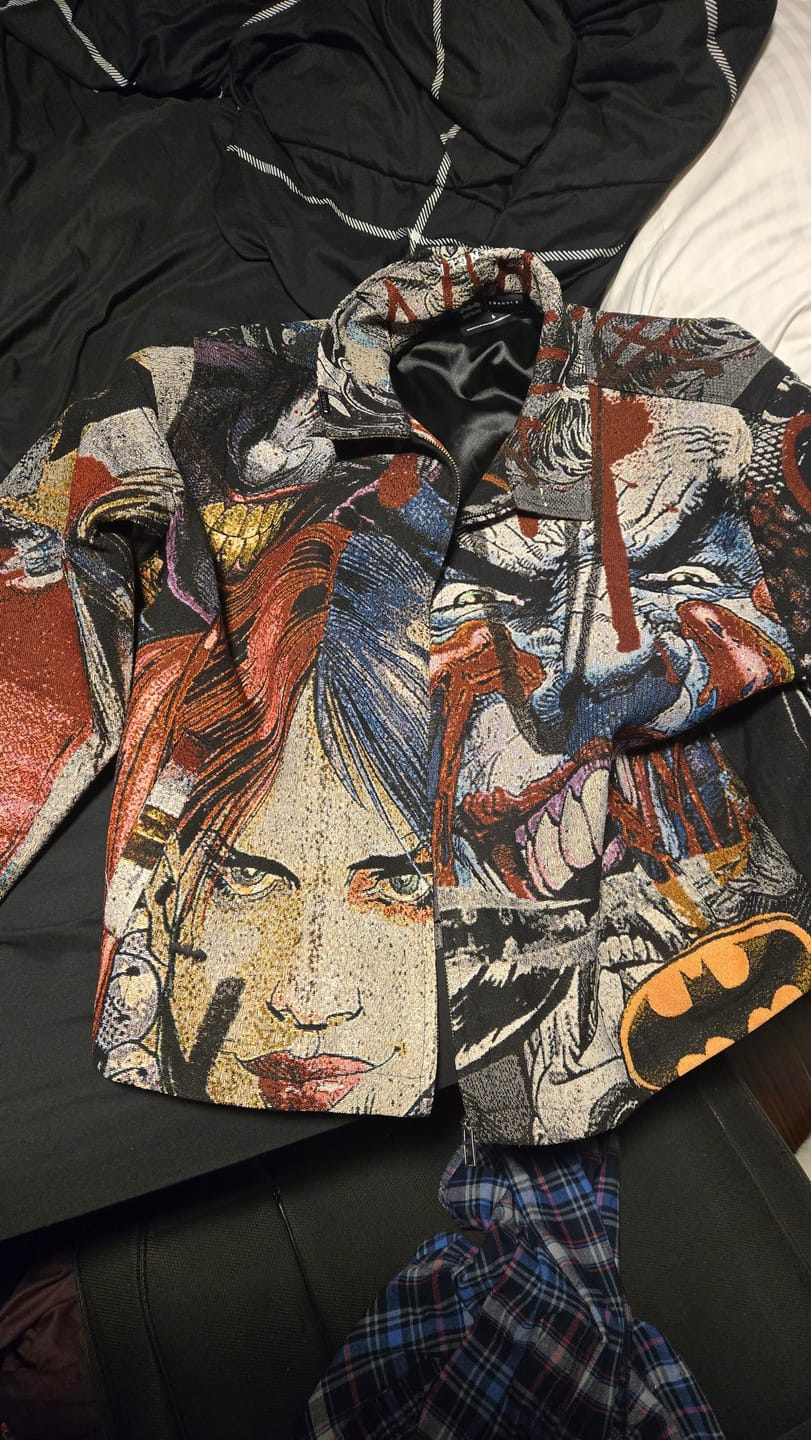 Customer photo review of 5177 - Batman Limited Edition Tapestry Jackets