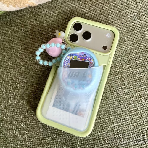 Customer photo review of iPhone 17