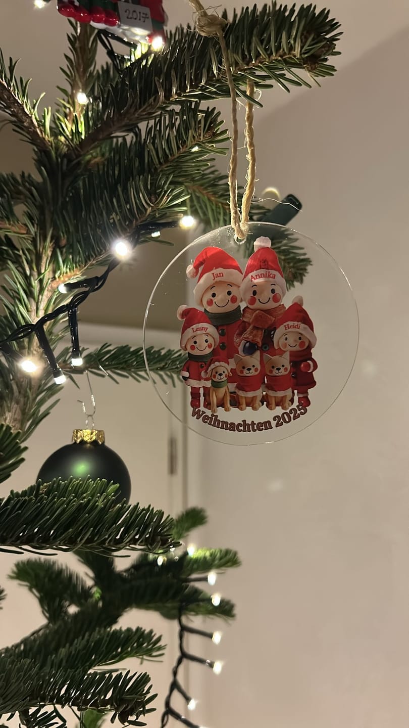 Customer photo review of Familienmitglieder mit 1-9 Personen - Personalisierter Baumschmuck