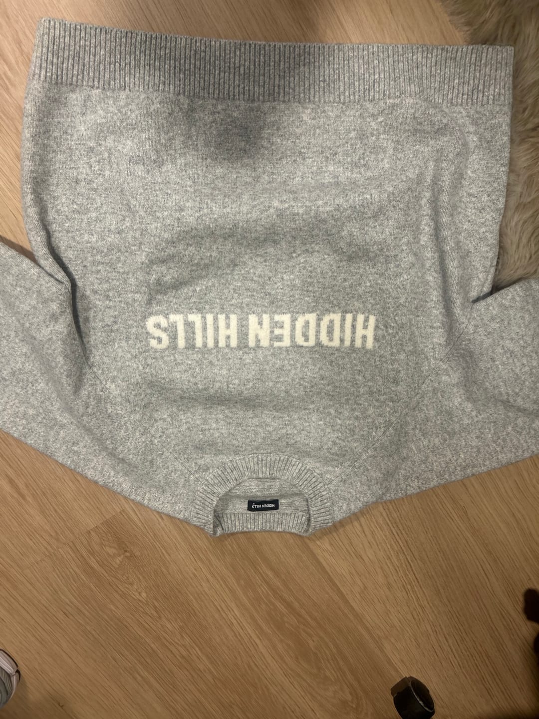 Customer photo review of KNIT SWEATER LIGHT GREY