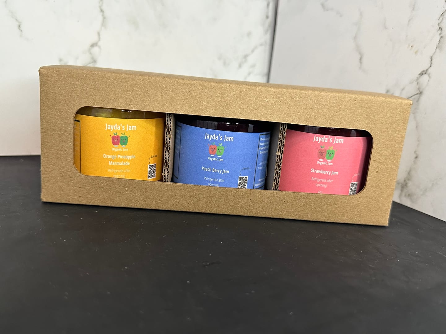 Customer photo review of 4 oz Straight Sided Glass Jar 3-Pack Retail Box™