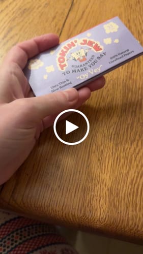 Customer video review of Free Rolling Papers