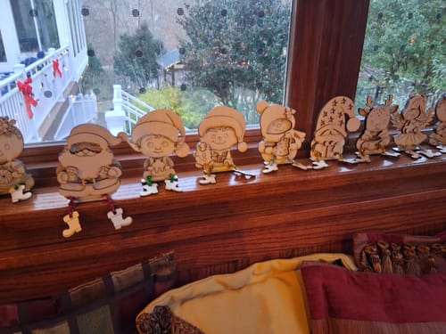 Customer photo review of Christmas shelf sitter characters 8 bundle laser cut svg file