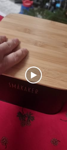 Customer video review of Boks til småkaker, sort metall