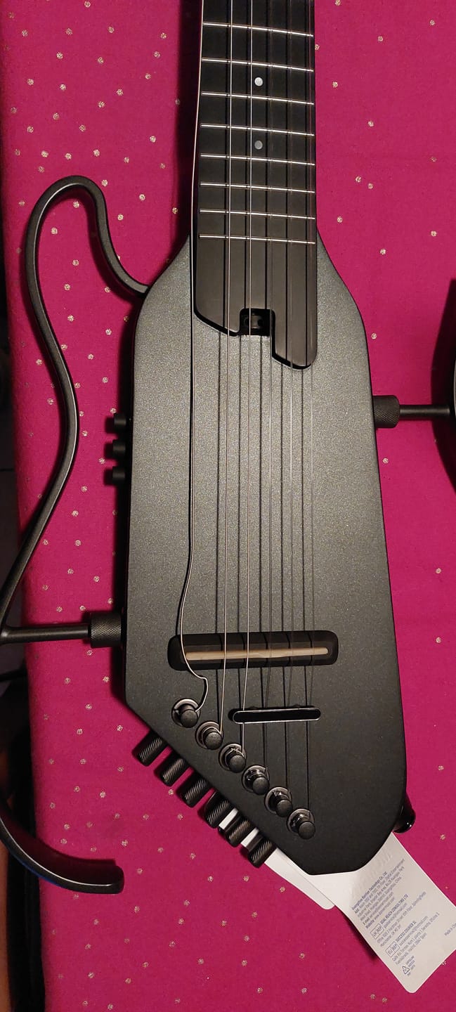 Customer photo review of Donner HUSH™ C Nylon Acoustic-Electric Guitar