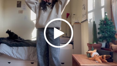 Customer video review of WARDEN EDGE Oversized Hooded Sweater
