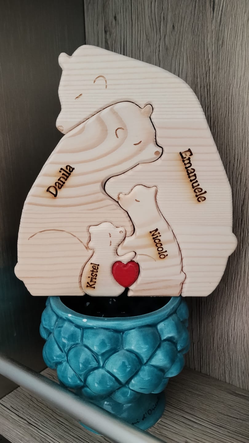 Customer photo review of Orsi famiglia - Graziosi orsetti in legno personalizzati da mostrare alla famiglia