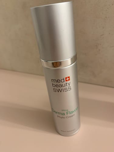 Customer photo review of Lifting Derma Flavon Phyto Cream