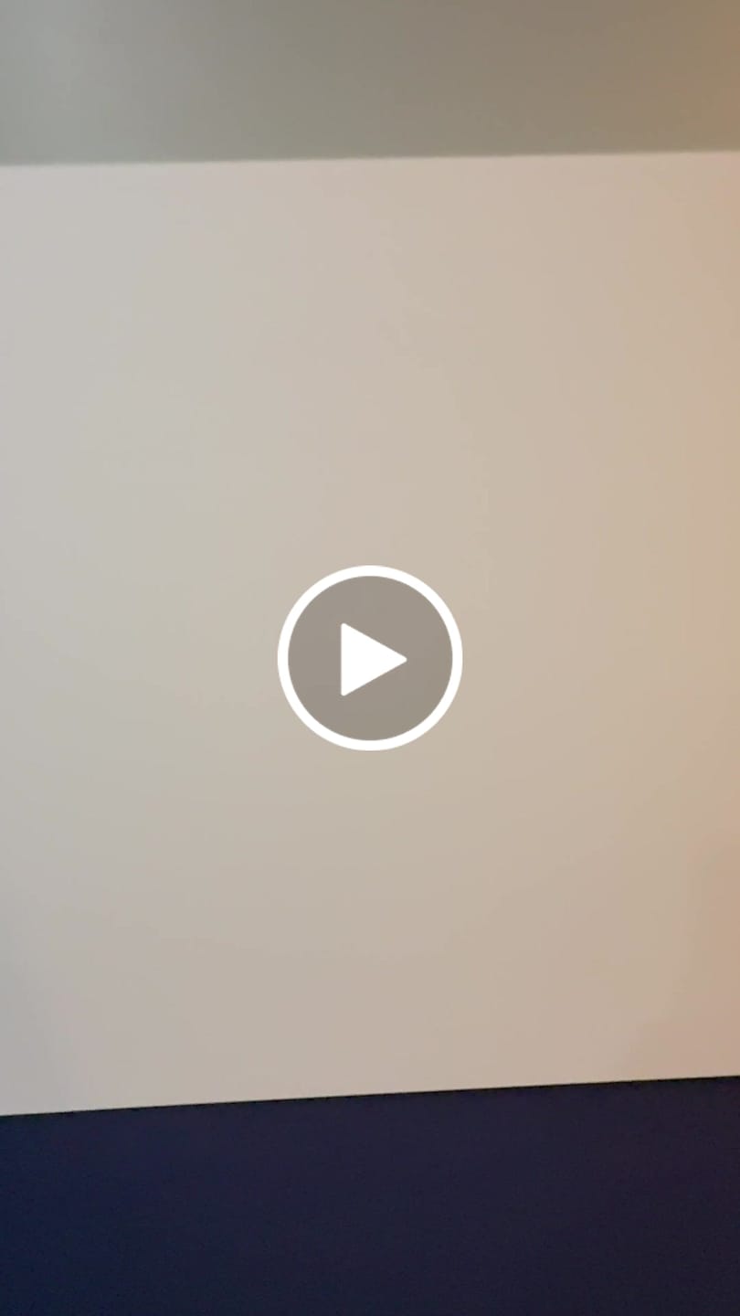 Customer video review of White Gloss/White Matte - XL
