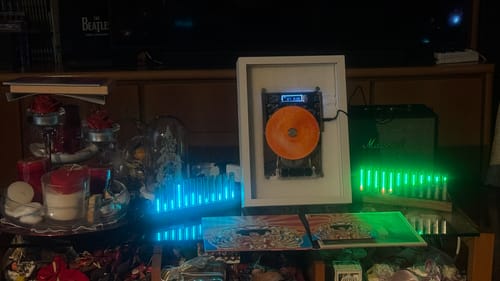 Customer photo review of M1 Music Frame CD Player