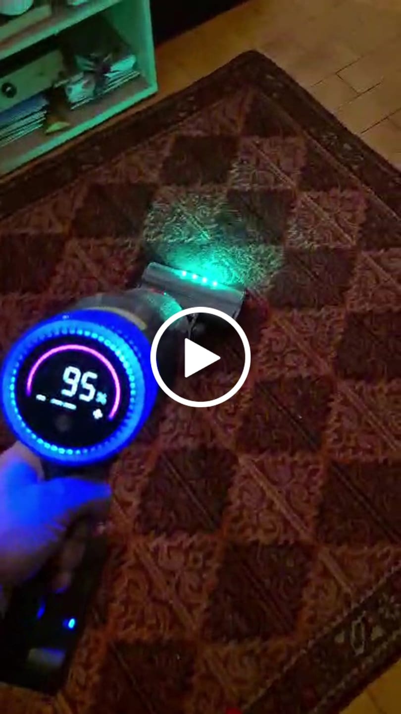 Customer video review of Aspirateur balai V1 Pro – Moteur ultra-puissant 100 000 tr/min pour une performance exceptionnelle