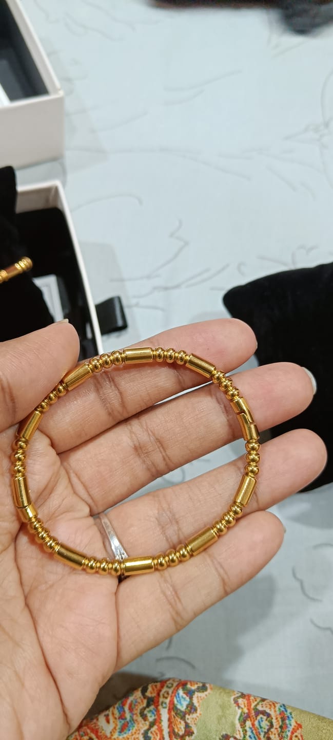 Customer photo review of Golden Stream Bangle Bracelet