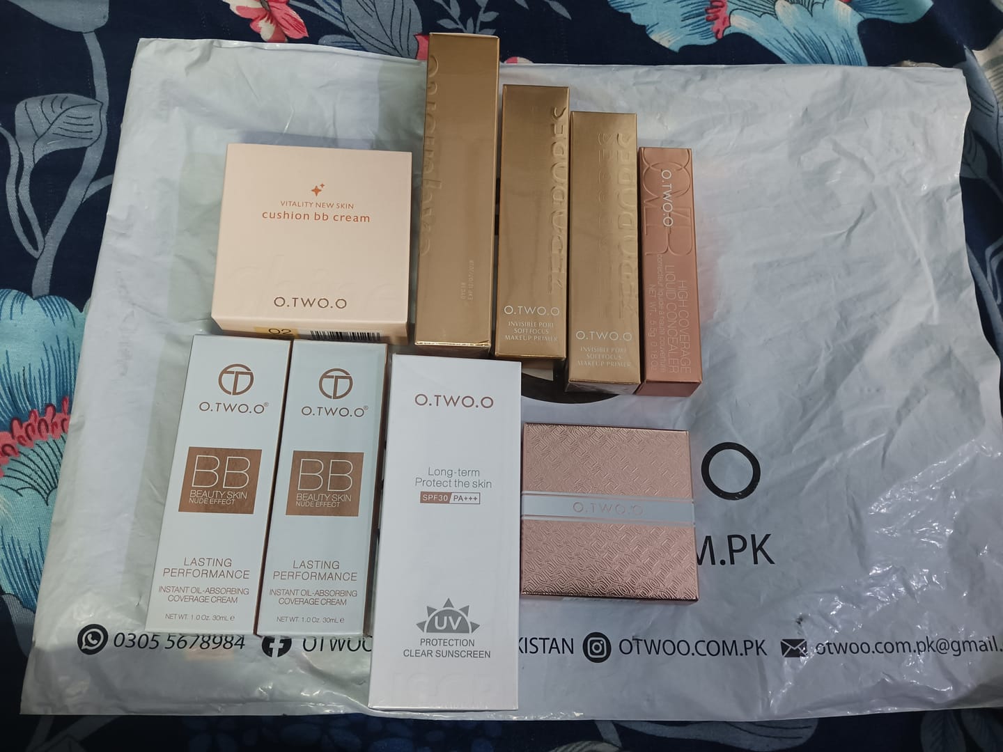 Customer photo review of O.TWO.O SKIN SECRET ZERO PORES PRIMER