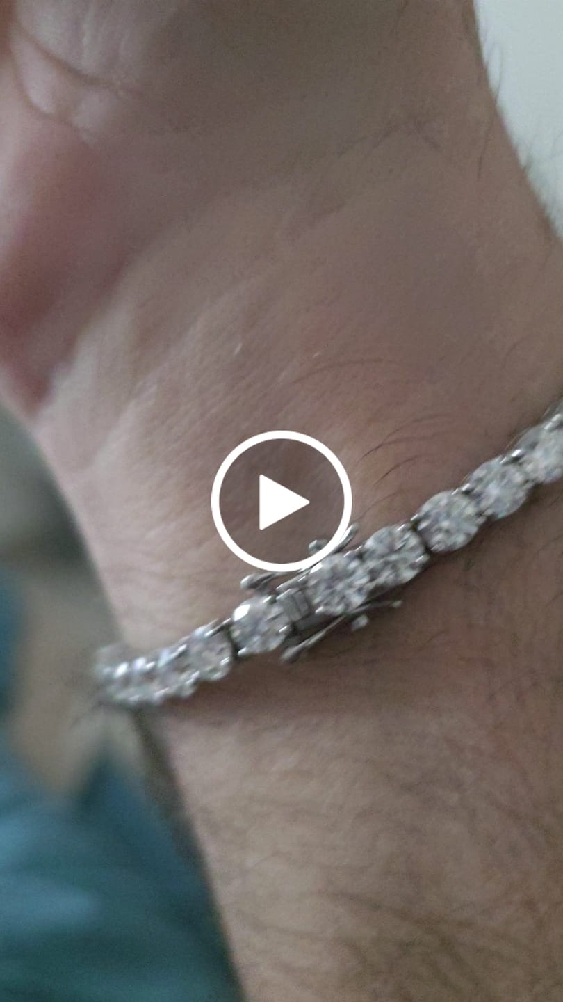Customer video review of 5MM MOISSANITE TENNIS BRACELET - D COLOR - VVS1