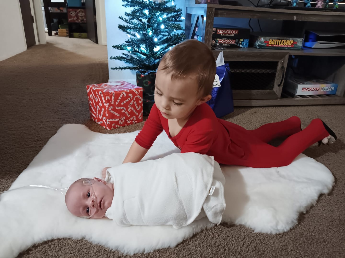 Customer photo review of Sheepskin Rug for Babies, 100% Natural, Shorn Lambskin Wool, 2 x 3 Feet, Ivory