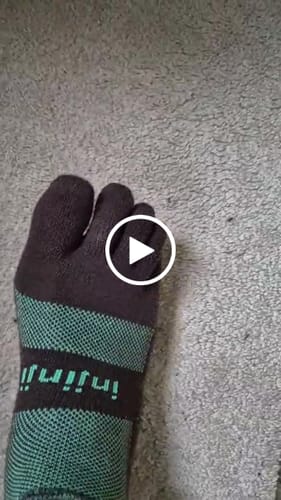 Customer video review of Injinji Trail Midweight Mini Crew Mens Mint