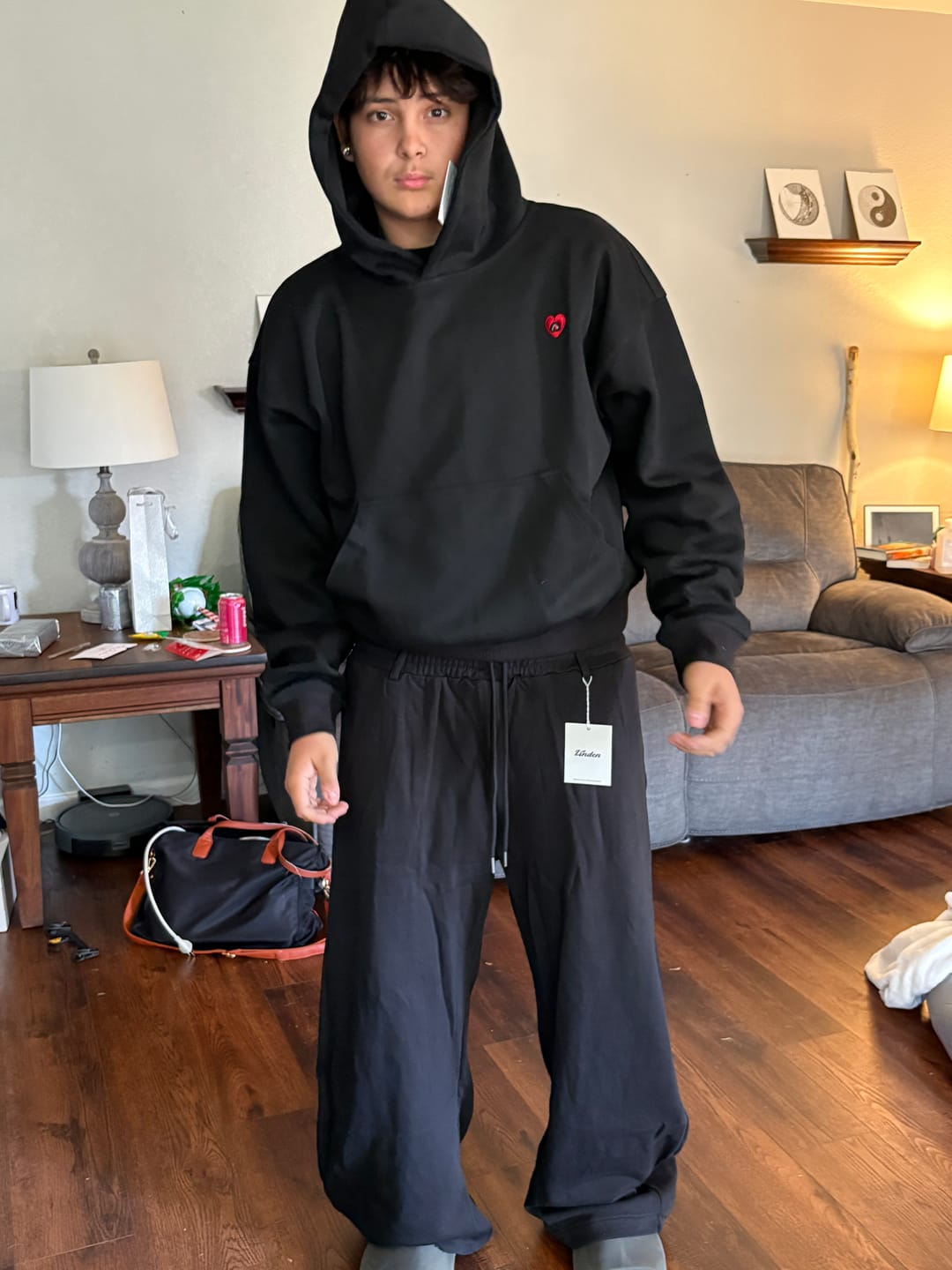 Customer photo review of Aelfric Eden Solid Pullover V302 Boxy Hoodie