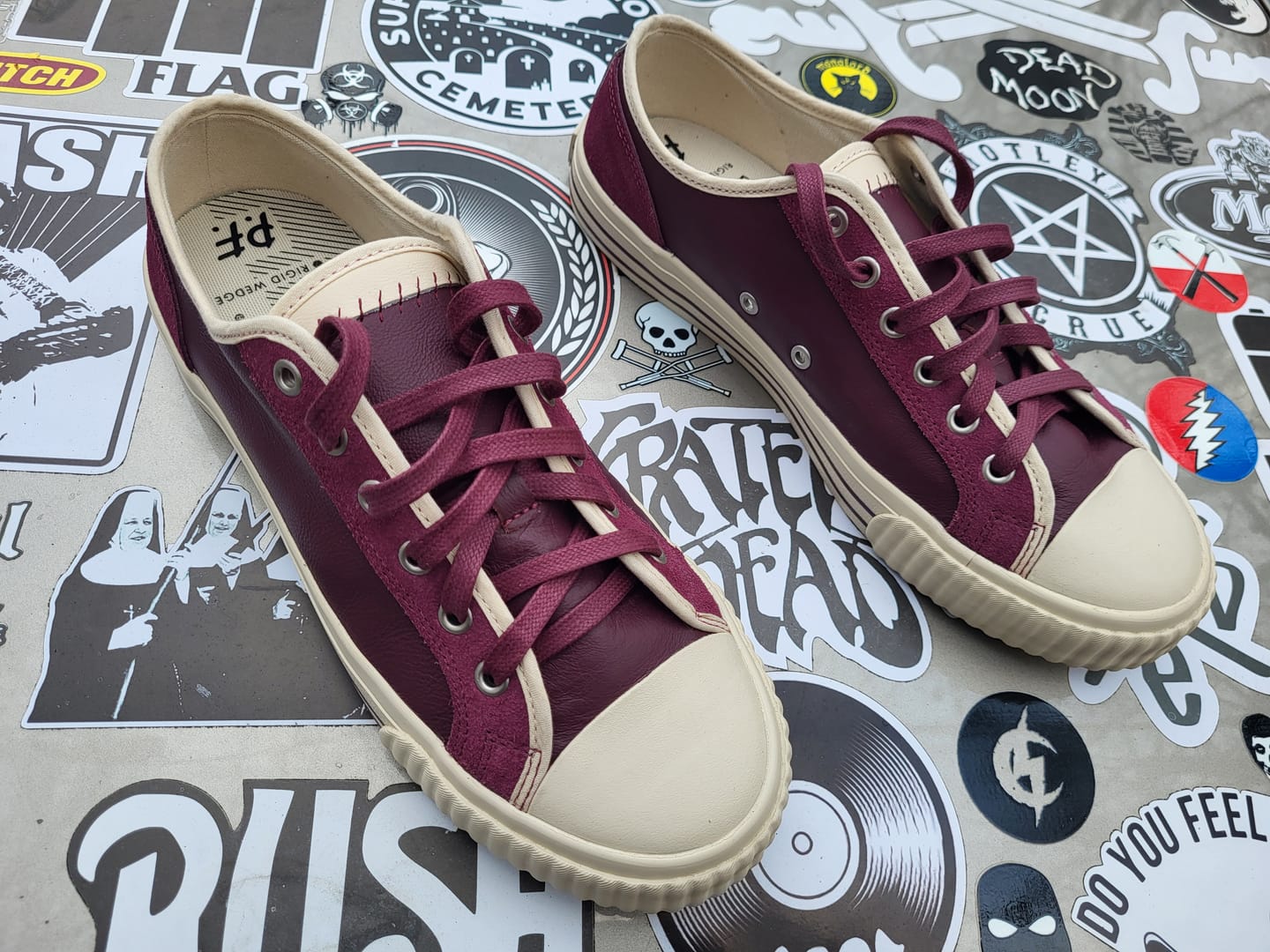 Customer photo review of Center Low-Top Burgundy/Antique White