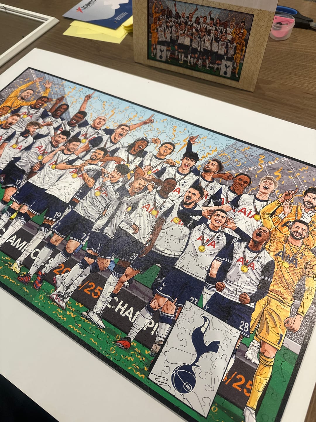 Customer photo review of Tottenham Hotspur FC® European Champions 24/25 - Wooden Puzzle