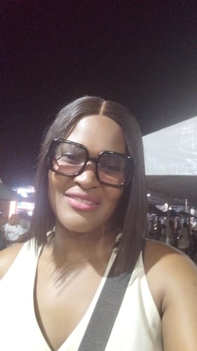 Customer photo review of 2X6 VIETNAMESE SDD BONE STRAIGHT NATURAL COLOUR WIGS