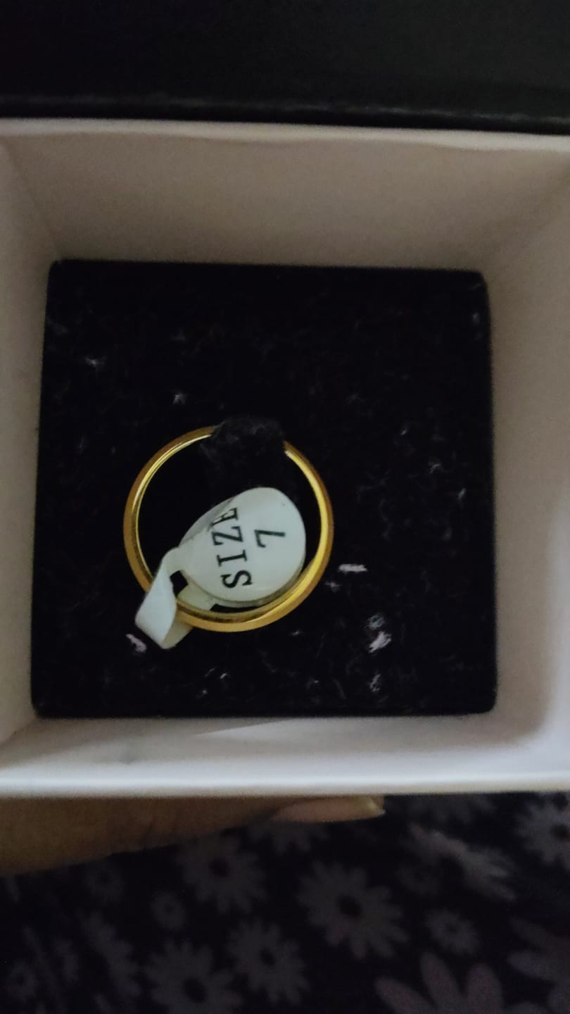 Customer photo review of Sleek Edge Golden Band Ring