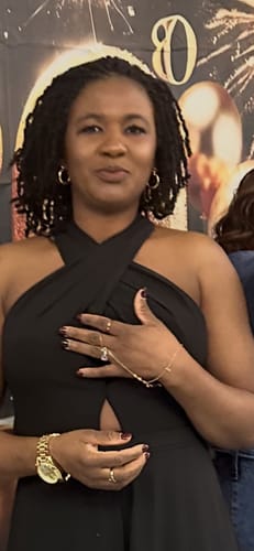 Customer photo review of Alayna hand chain