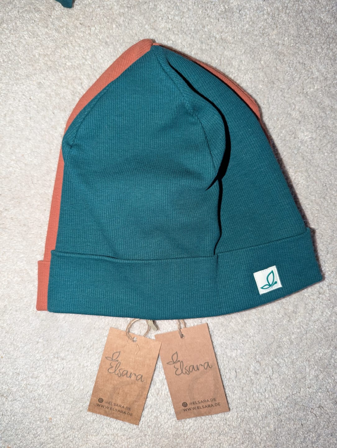 Customer photo review of Emmy Beanie - Rusty