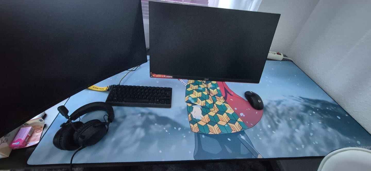 Customer photo review of Customizable Gaming Mousepad