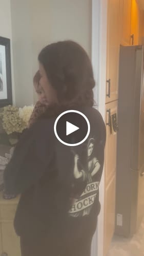 Customer video review of New York HC T-Shirt
